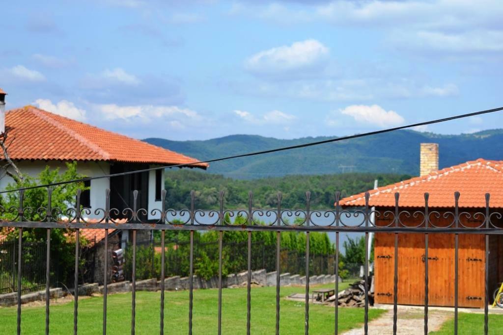 Sichanova Guest House Brŭchkovtsi Exterior foto